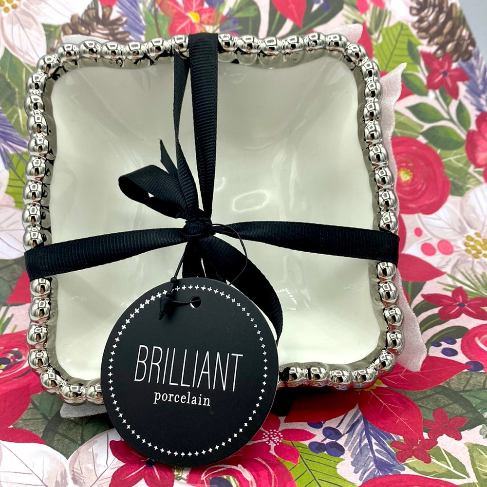 NWT Brilliant Porcelain Tidbit Bowls Set Of 2